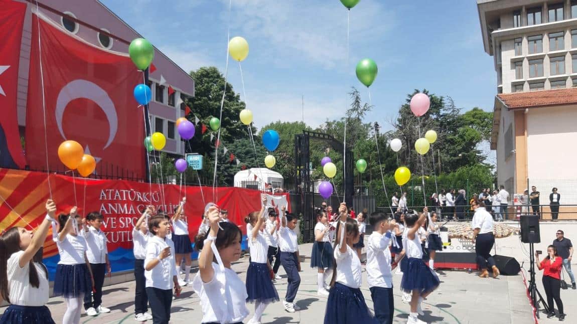 19 Mayıs Atatürk'ü Anma ve Gençlik ve Spor Bayramı